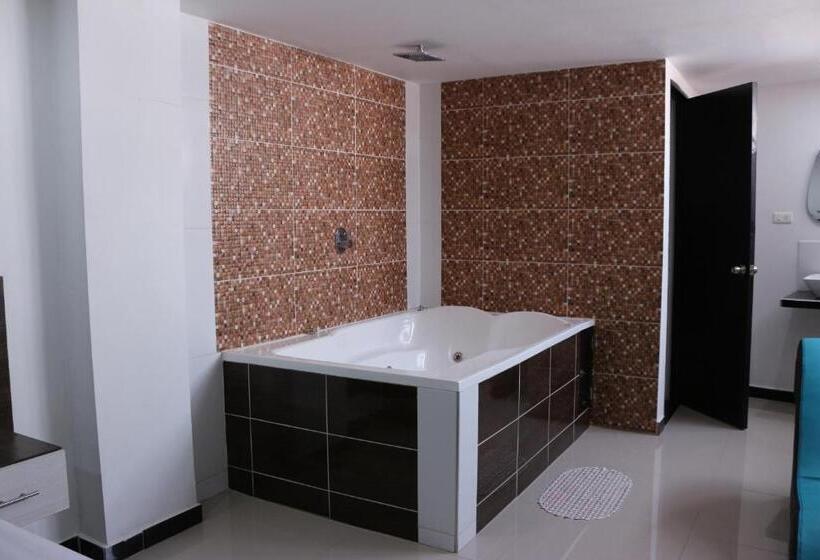 Номер Стандарт, Suramericana