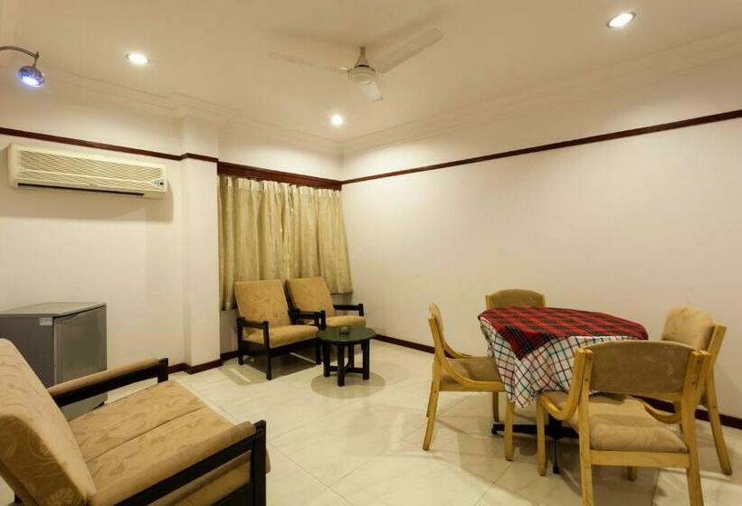 סוויטה, Vrishali Executive