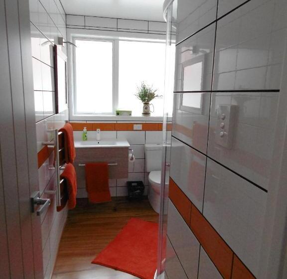 带大床的豪华间, Rosemount B&b By The Sea St Clair