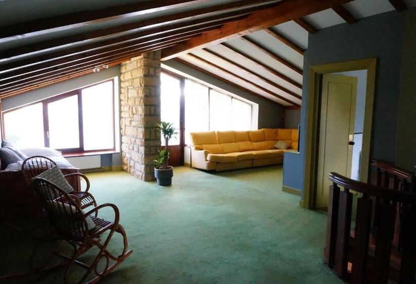 חדר משפחתי, Aloka Rooms Sopela