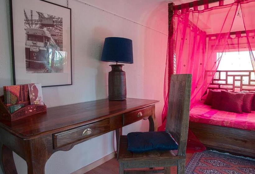 اتاق استاندارد, Crazy Lounge B&b