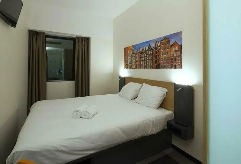 エコノミールーム, Easyhotel Amsterdam Zaandam