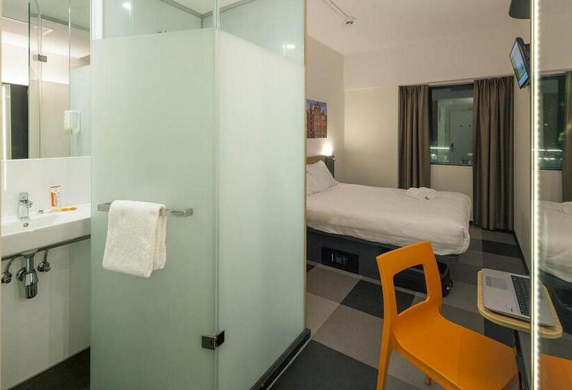 スタンダードルーム, Easyhotel Amsterdam Zaandam