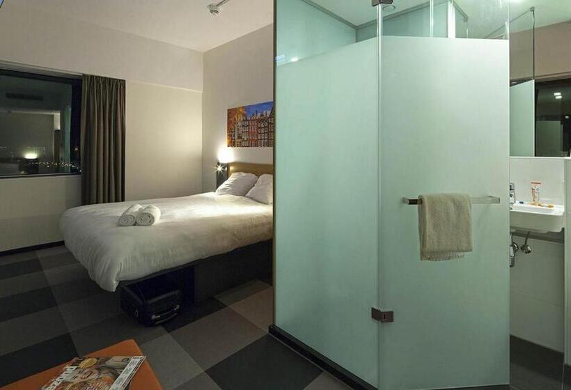 スタンダードルーム, Easyhotel Amsterdam Zaandam
