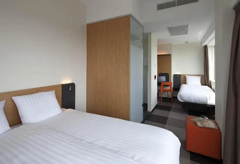 スタンダードトリプルルーム, Easyhotel Amsterdam Zaandam