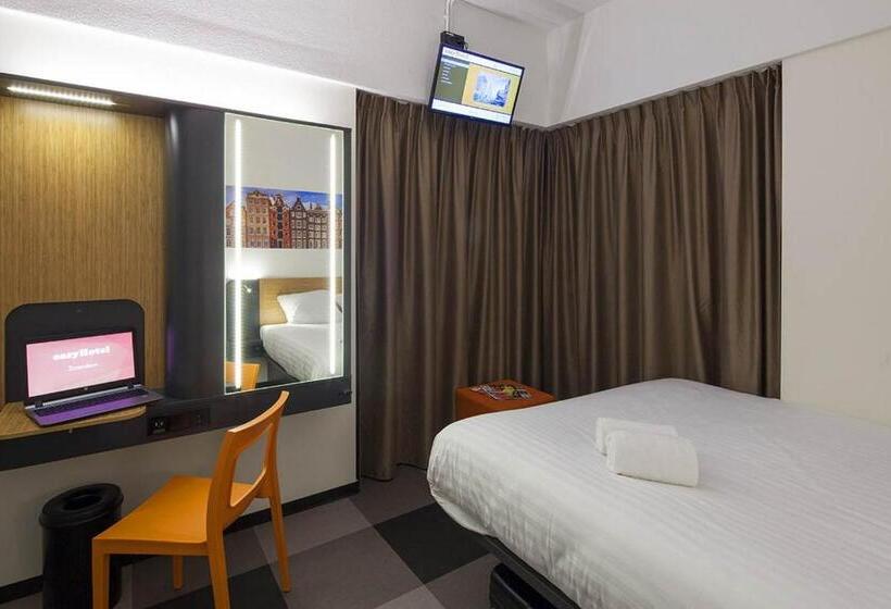 身障者適用スタンダードルーム, Easyhotel Amsterdam Zaandam