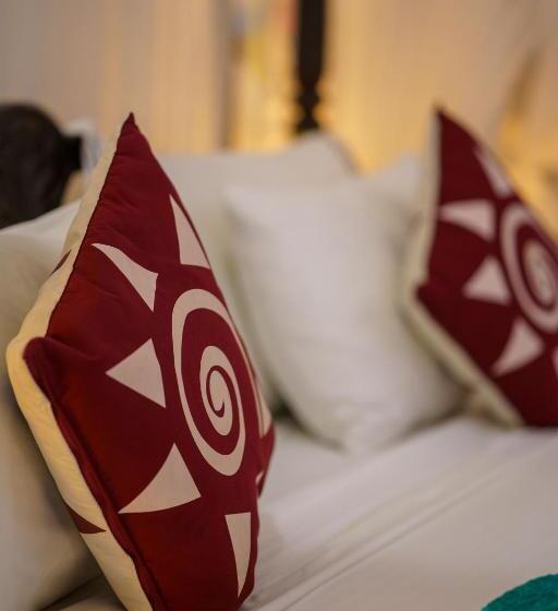 غرفة قياسية ثلاثية مزودة بشرفة, Abundia Unawatuna