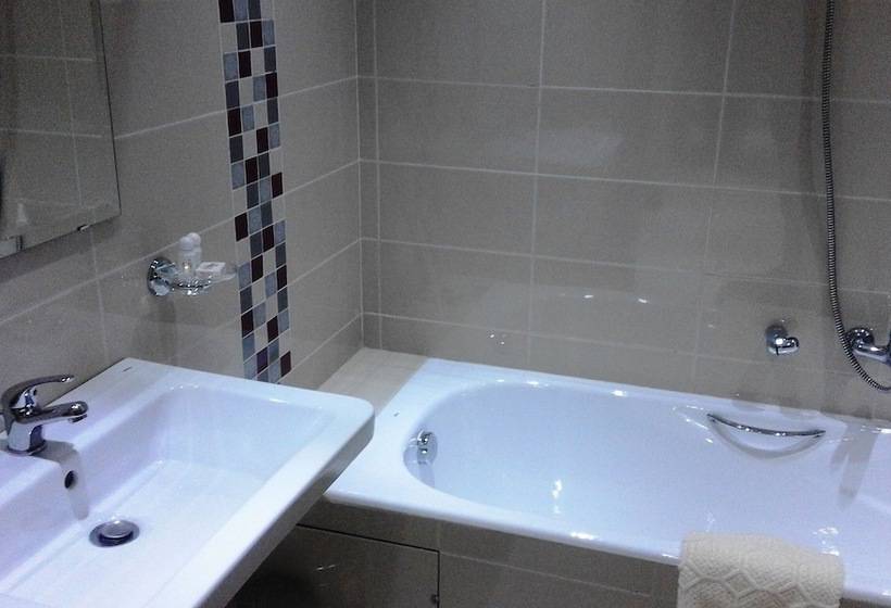 اتاق استاندارد, Al Karmel