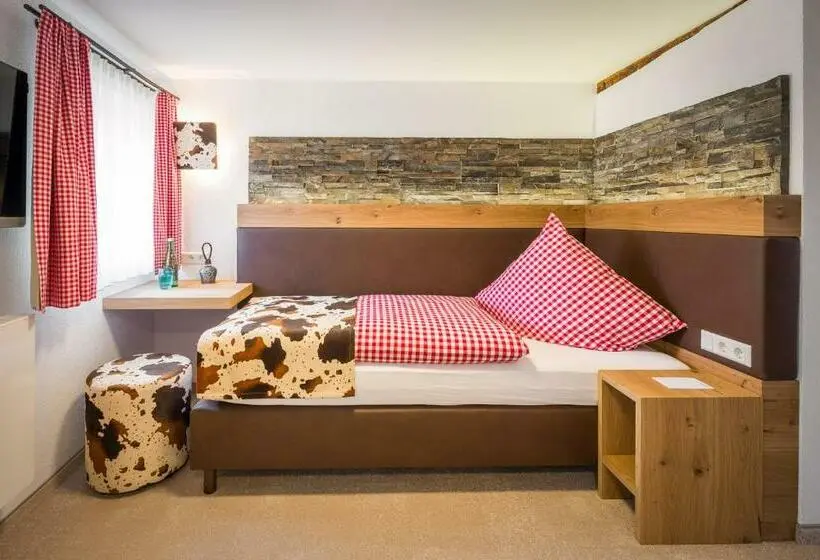 Quarto Estandar Individual, Alte Schule