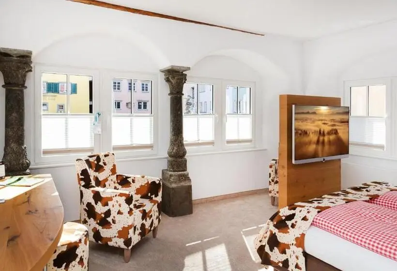 Quarto Estandar, Alte Schule