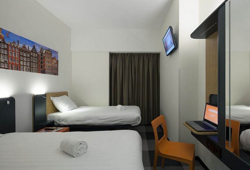 スタンダードルーム, Easyhotel Amsterdam Zaandam