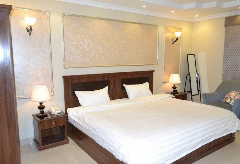 استودیوی لوکس, Gelnar Al Raqi