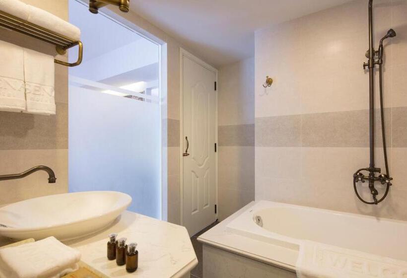 سوییت, Nha Trang Prince