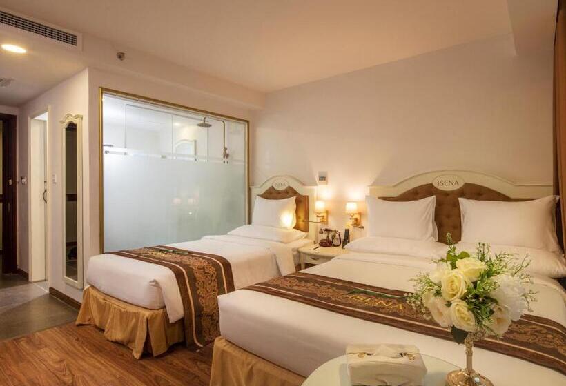 اتاق سوپریور با چشمانداز شهر, Nha Trang Prince