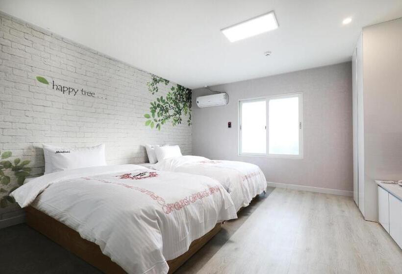 패밀리 룸, Mondavi