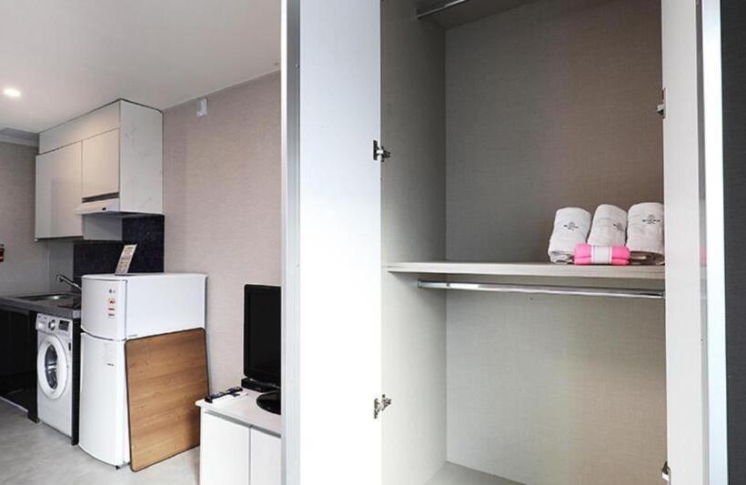 패밀리 룸, Mondavi