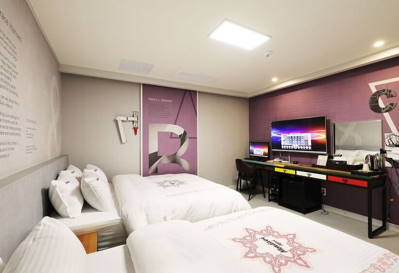 스탠다드 룸, Mondavi