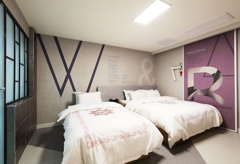 스탠다드 룸, Mondavi