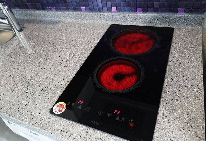 패밀리 룸, Mondavi