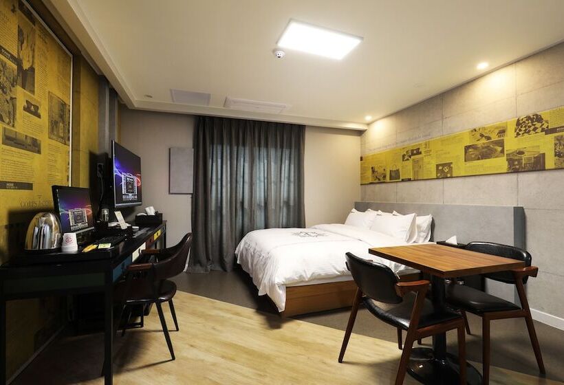 스탠다드 룸, Mondavi