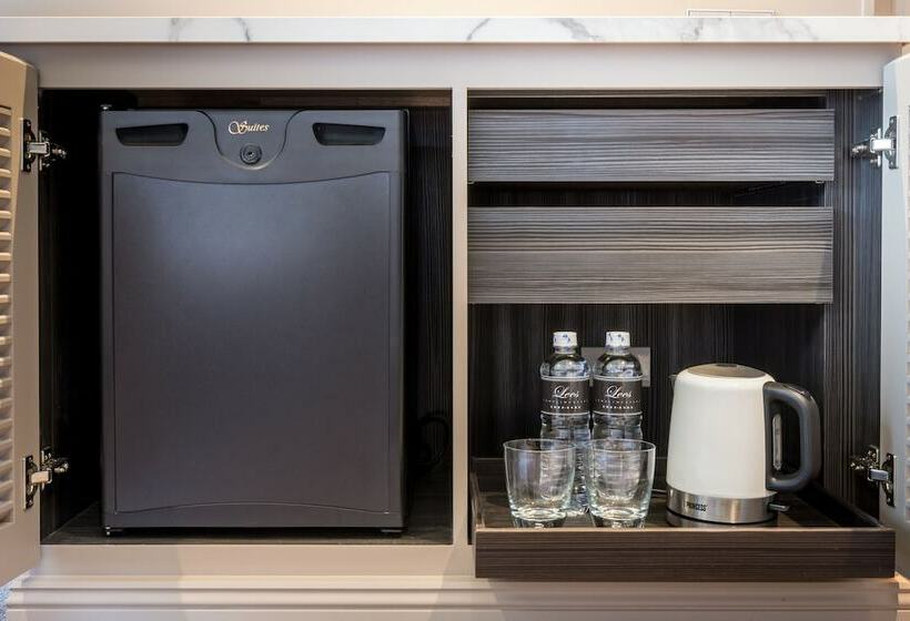 스탠다드 룸, Park Lees