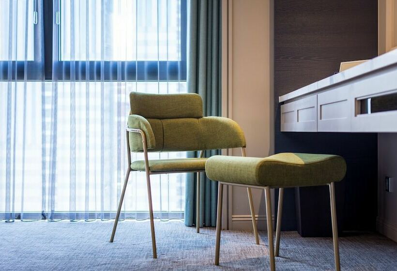 스탠다드 룸, Park Lees