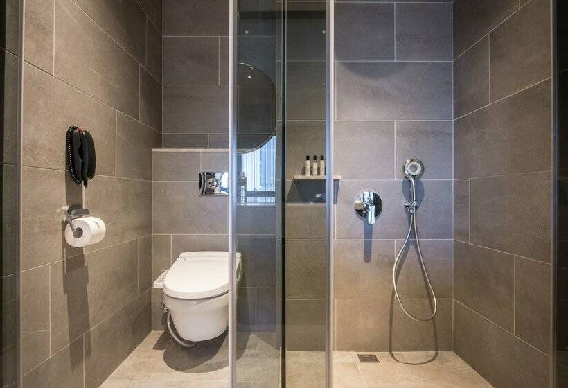 스탠다드 룸, Park Lees