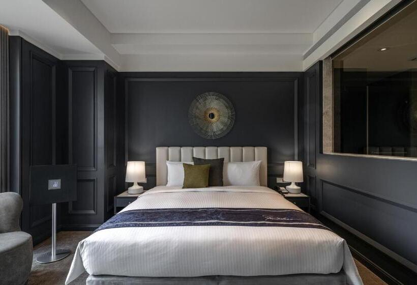 디럭스 룸, Park Lees