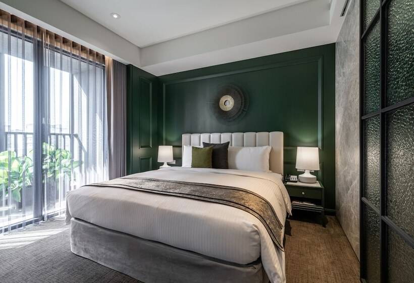 스위트, Park Lees