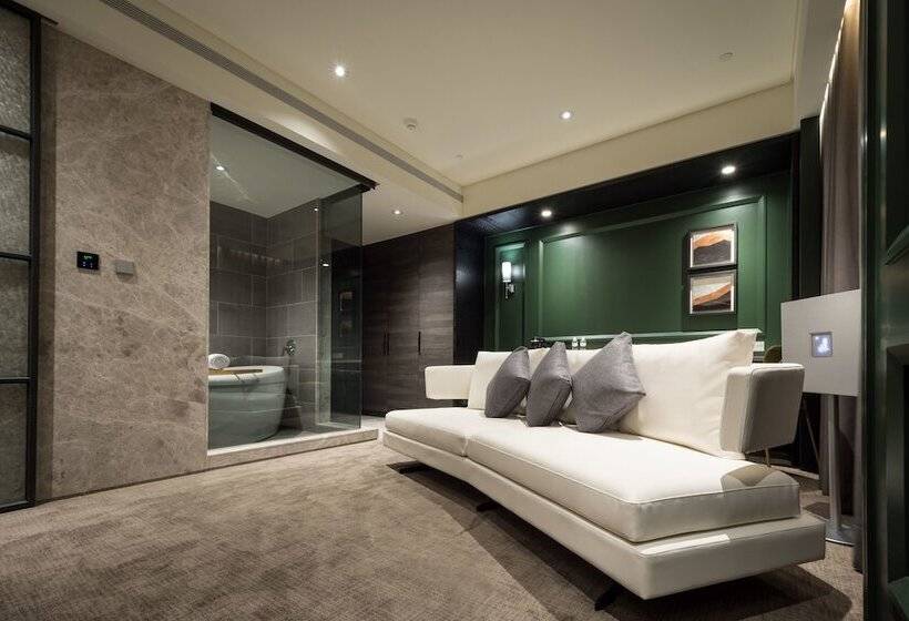 스위트, Park Lees