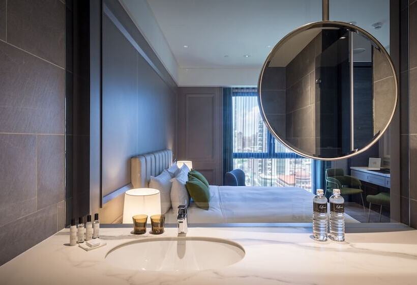 수피리어 룸, Park Lees