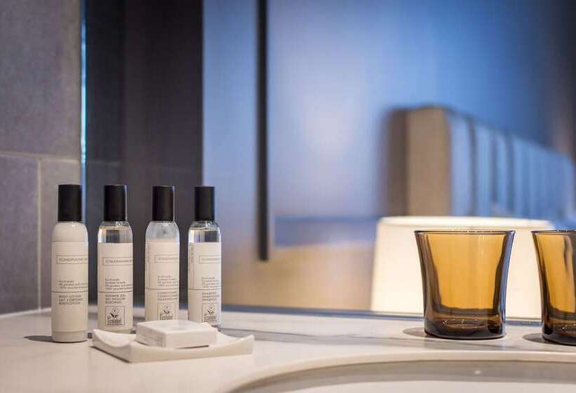 수피리어 룸, Park Lees