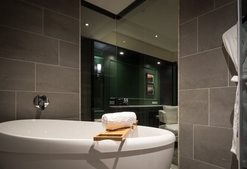 스위트, Park Lees