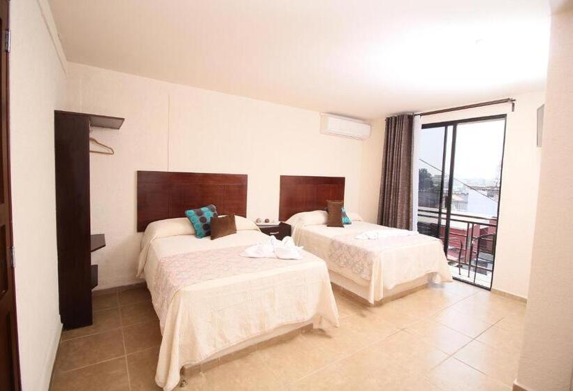 غرفة قياسية مزوَّدة بشُرفة, Sacre