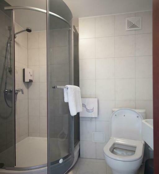 اتاق استاندارد یک نفره, Sanmari