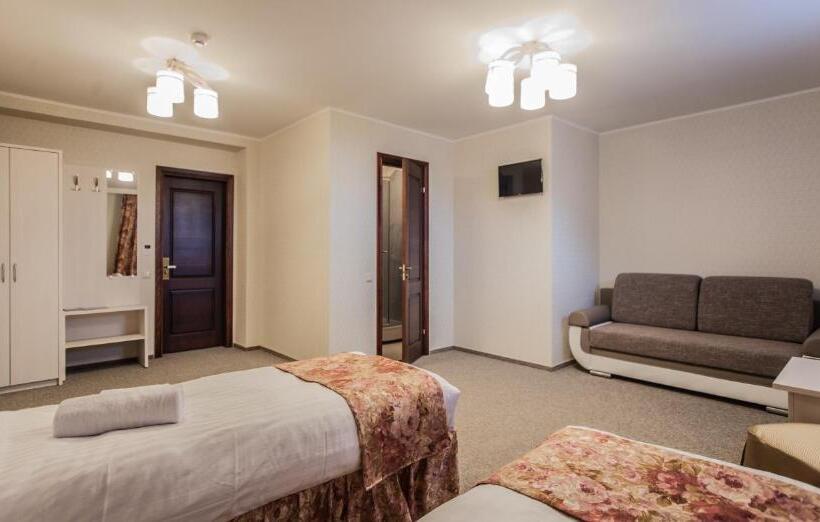 اتاق استاندارد چهار تخته, Sanmari