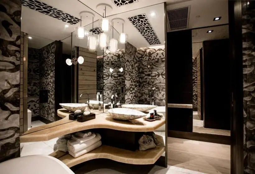 Superior Zimmer mit Meerblick, Yoho Hollywood Roosevelt