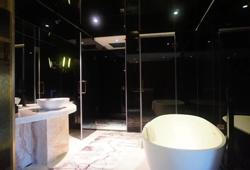 Suite, Yoho Hollywood Roosevelt