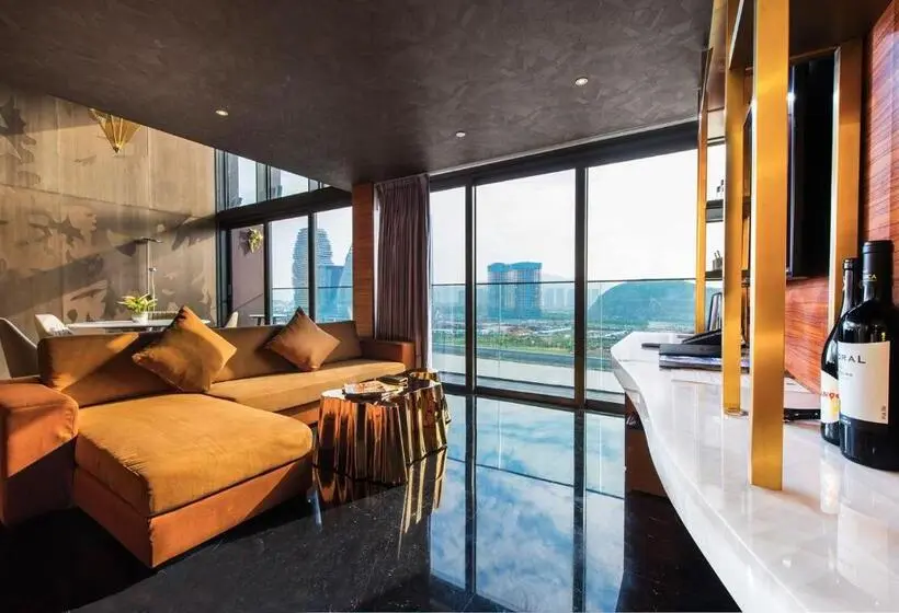 Suite, Yoho Hollywood Roosevelt