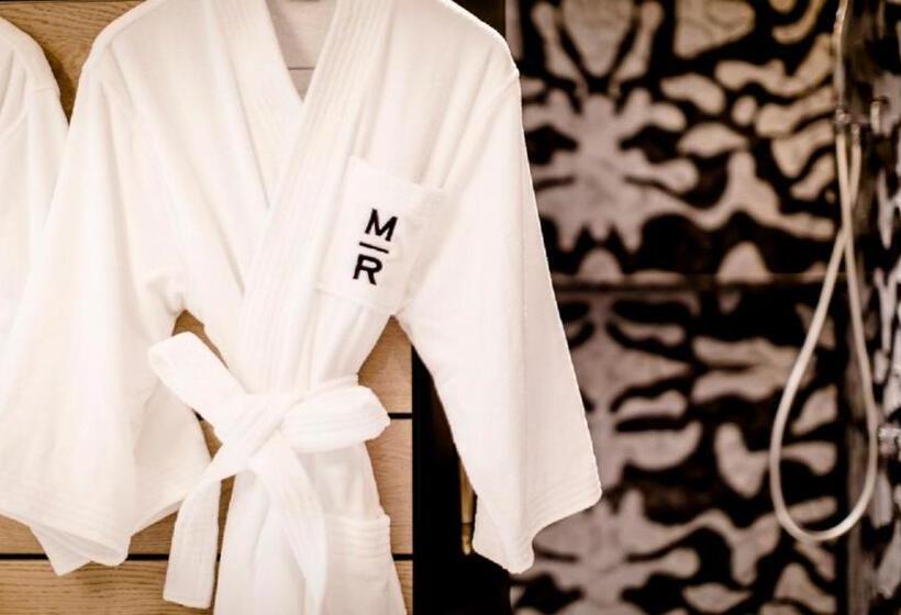 اتاق لوکس, Yoho Hollywood Roosevelt