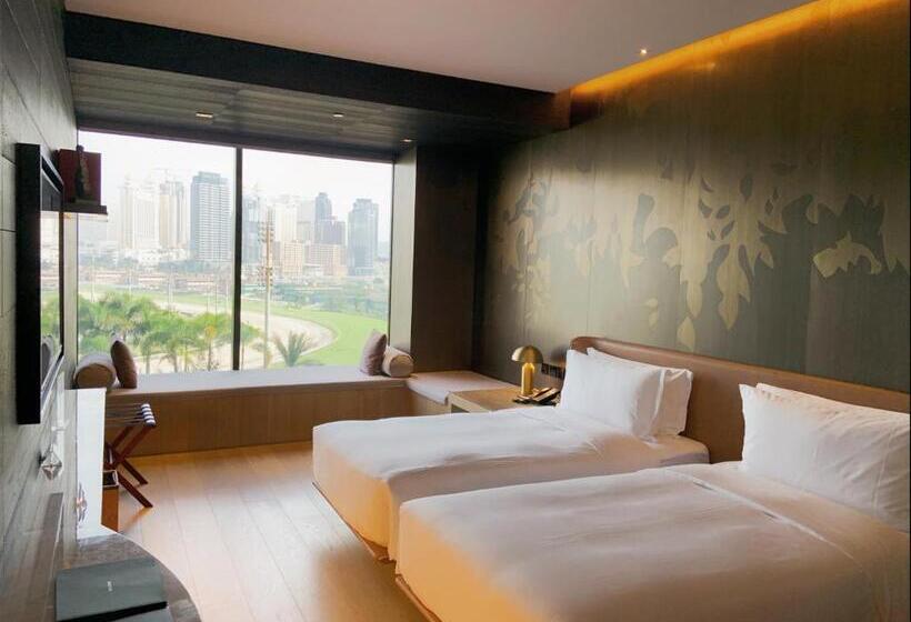 اتاق لوکس, Yoho Hollywood Roosevelt