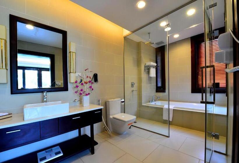 اتاق لوکس, Ncc Garden Villas   Ncc