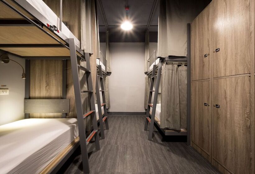 تختخواب در اتاق مشترک, Taipei Travelers International Hostel