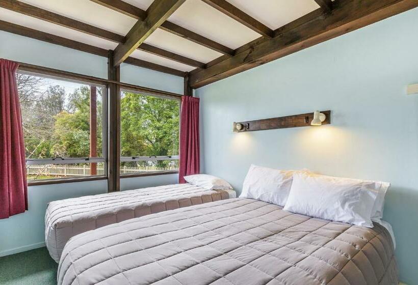 חדר משפחתי נוף לגינה, Tokaanu Lodge Motel