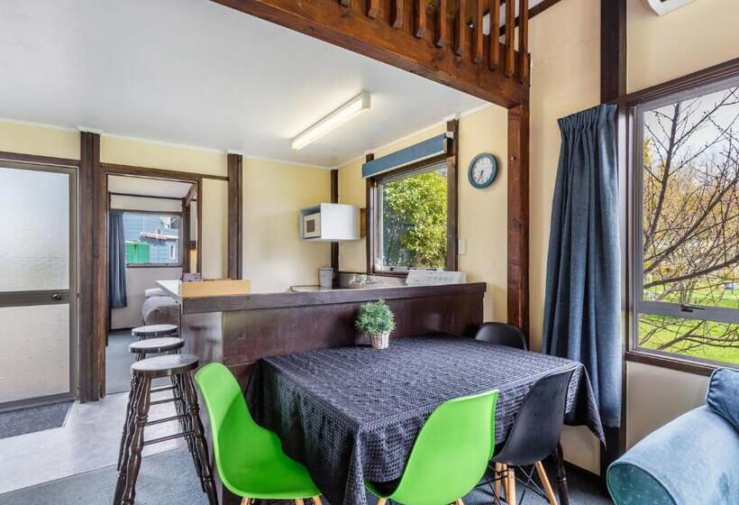 חדר משפחתי דלוקס, Tokaanu Lodge Motel