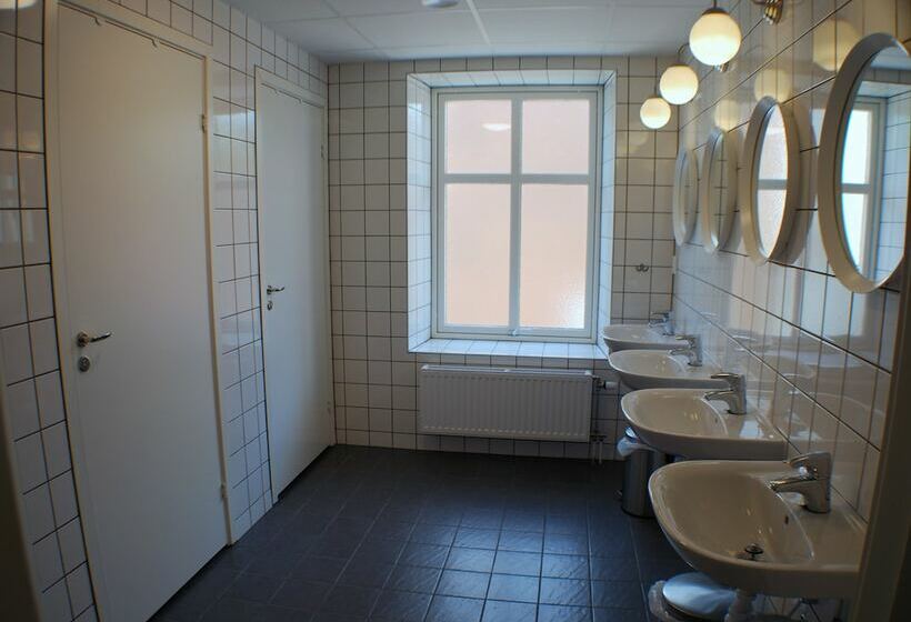 חדר אקונומי לארבעה, Go To Sleep Arvika