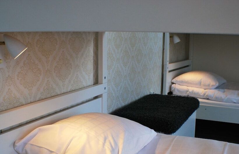 חדר משפחתי, Go To Sleep Arvika