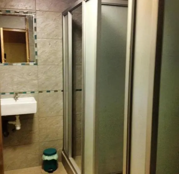 浴室共有スタンダード4人用ルーム, Backpacker's Hostel Iquique