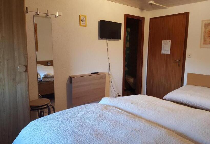 스탠다드 트리플 룸, Garni Hotel Mühletal