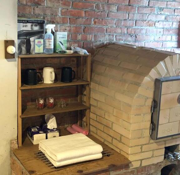 اتاق لوکس چهار تخته, Lungta Bnb